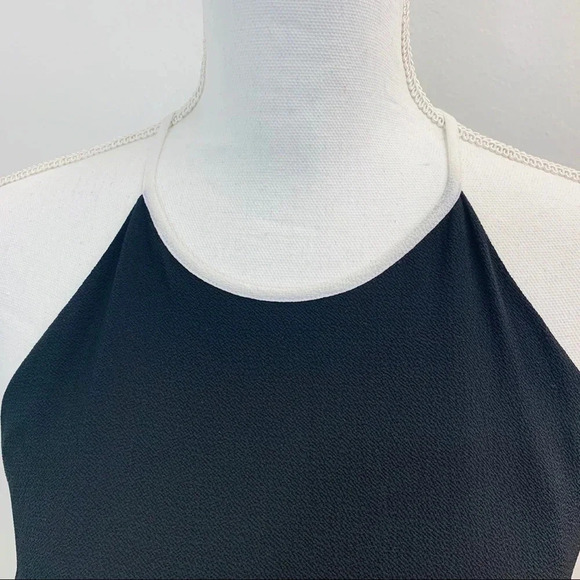 Vince Camuto Womans Halter Top XS Black White Peplum Flowy Keyhole Classic M24 - Picture 3 of 8